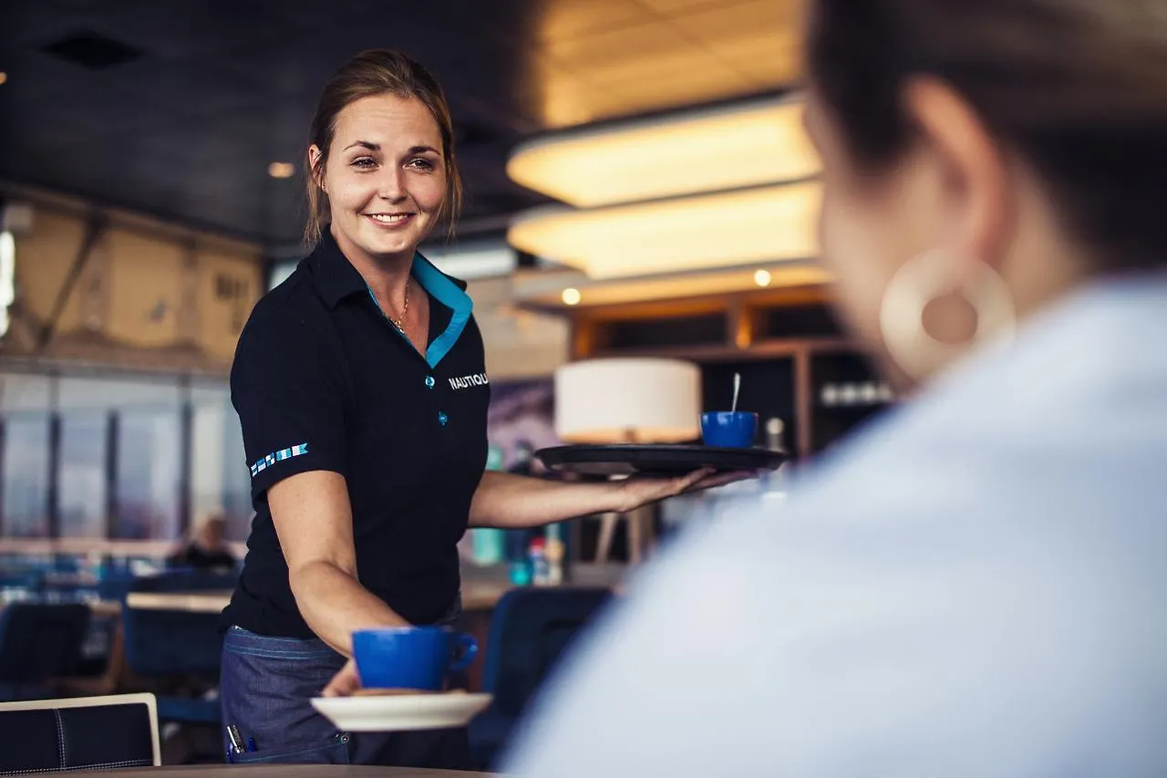 Delta Hotel Vlaardingen 4*,